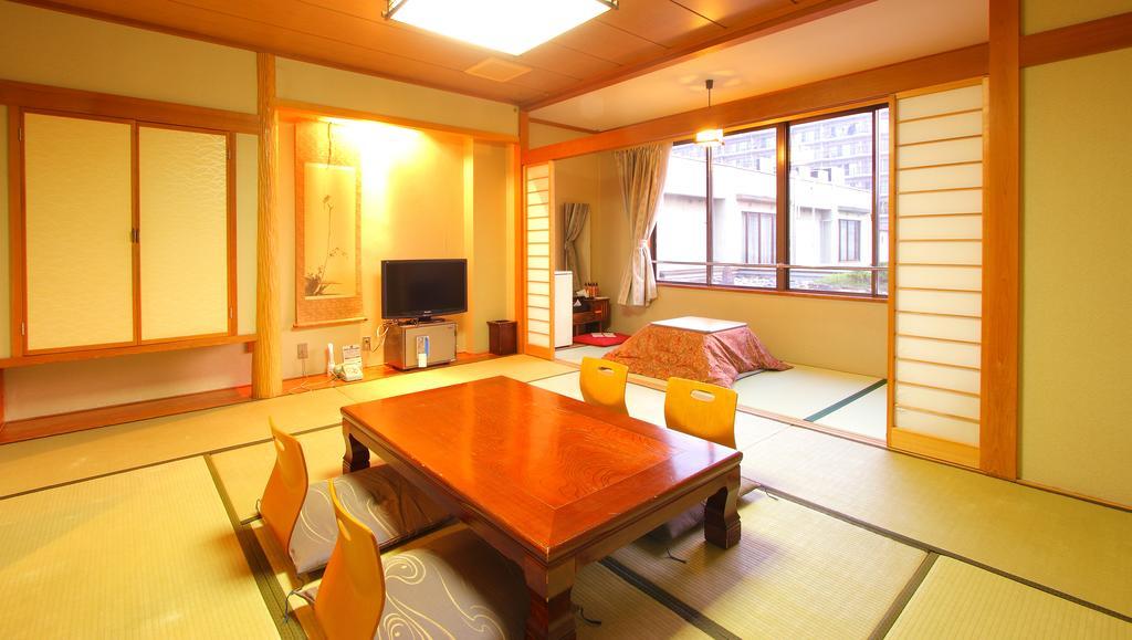 Isawa View Hotel Fuefuki Buitenkant foto