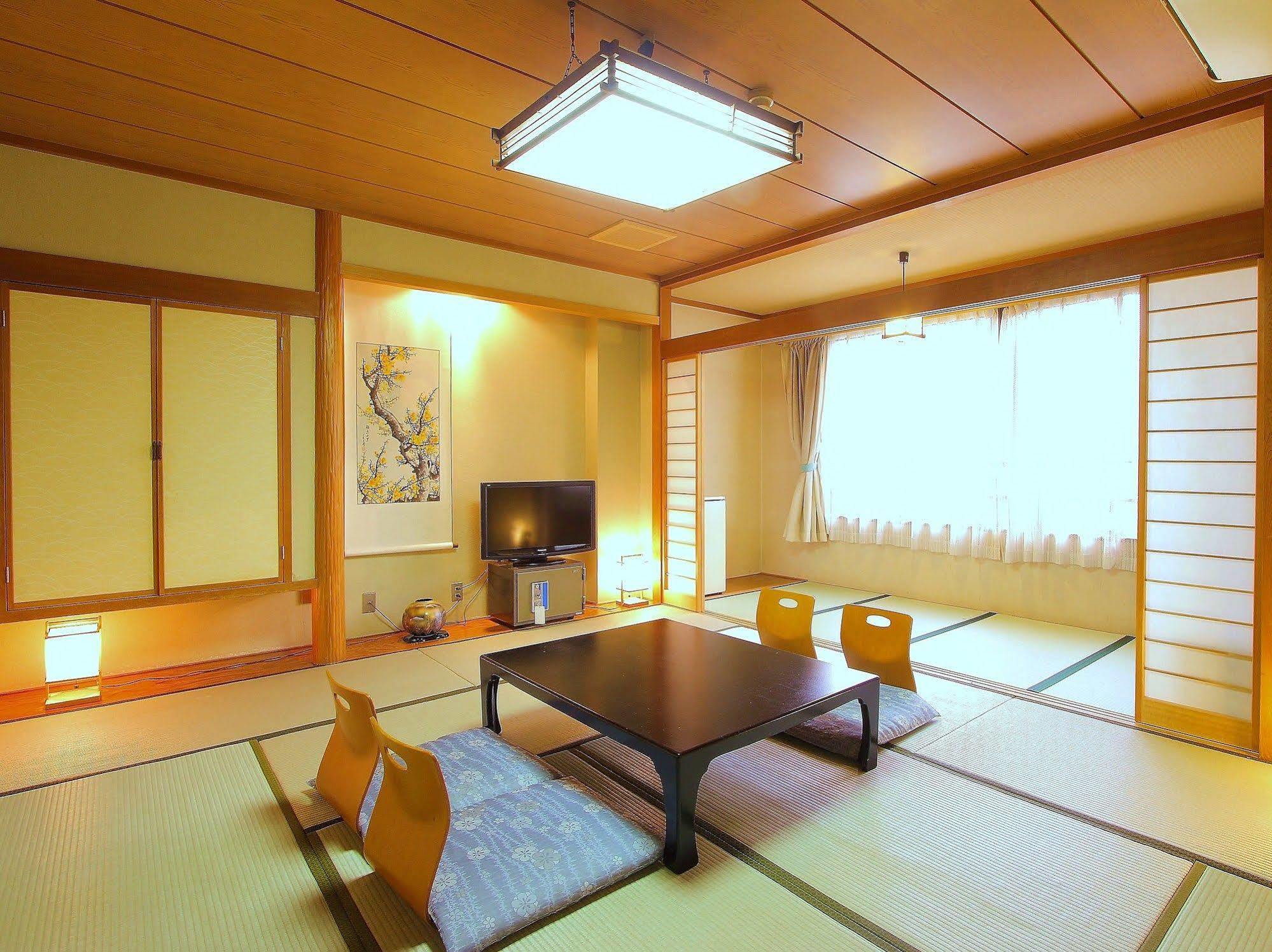 Isawa View Hotel Fuefuki Buitenkant foto